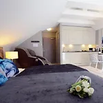 Biala Sowa Czarna Gora * Sienna (Klodzko)