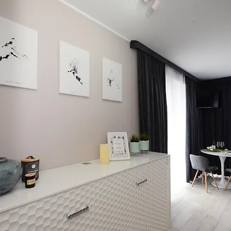 Biala Sowa Czarna Gora Apartment