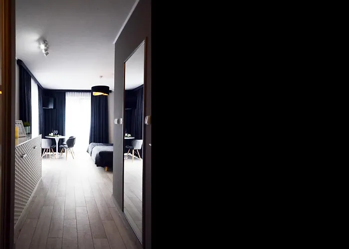 Biala Sowa Czarna Gora Sienna (Klodzko)